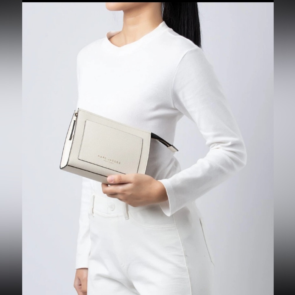 Marc Jacobs The Grind Leather Cosmetic Pouch